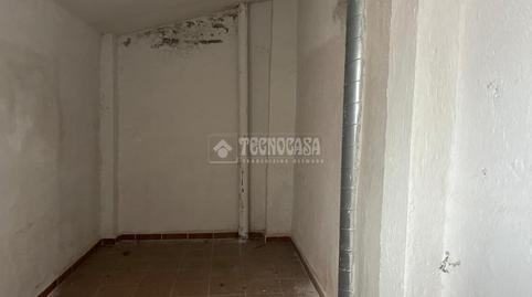 Foto 3 de Casa adosada en venda a Iznalloz, Granada