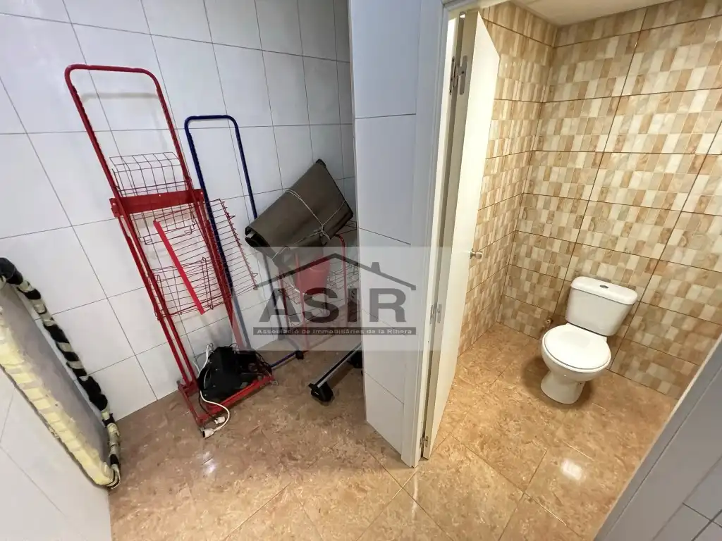 Gewerbefläche zum Verkauf in Casc Urbà, imagen 9