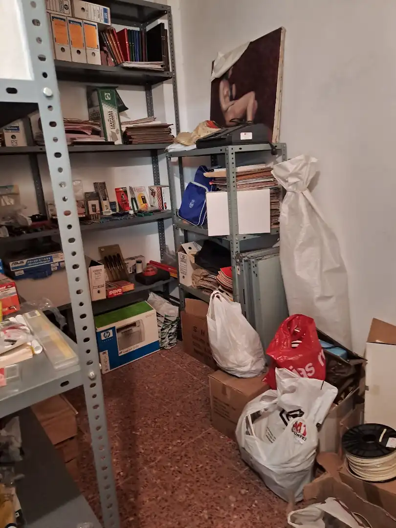 Commercial properties for sale in Zaragoza  with Air Conditioner, Heating and Furnished