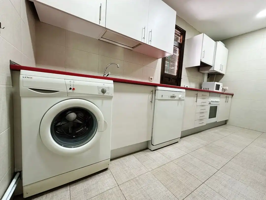 Küche von Wohnung zur Miete in Toledo mit Klimaanlage, Heizung und Terrasse
