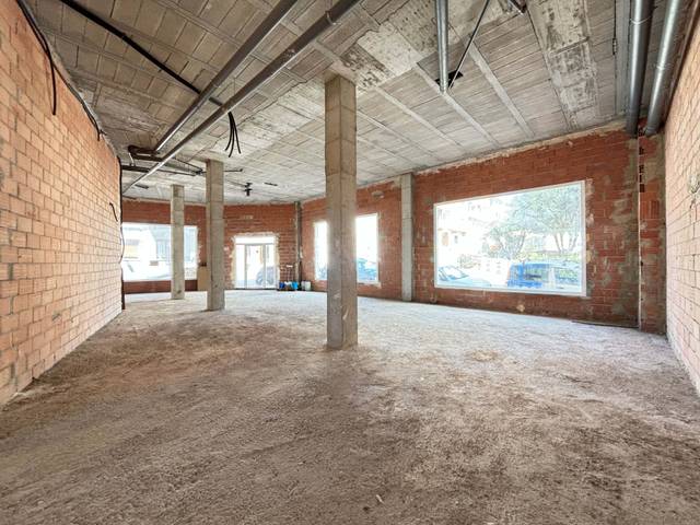Local comercial en Venta en Teulada