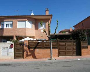 Vista exterior de Casa adosada en venda en Pozuelo del Rey