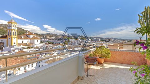 Foto 2 de Piso en venta en Avenida Ramon y Cajal, Playa Bajadilla - Puertos, Marbella