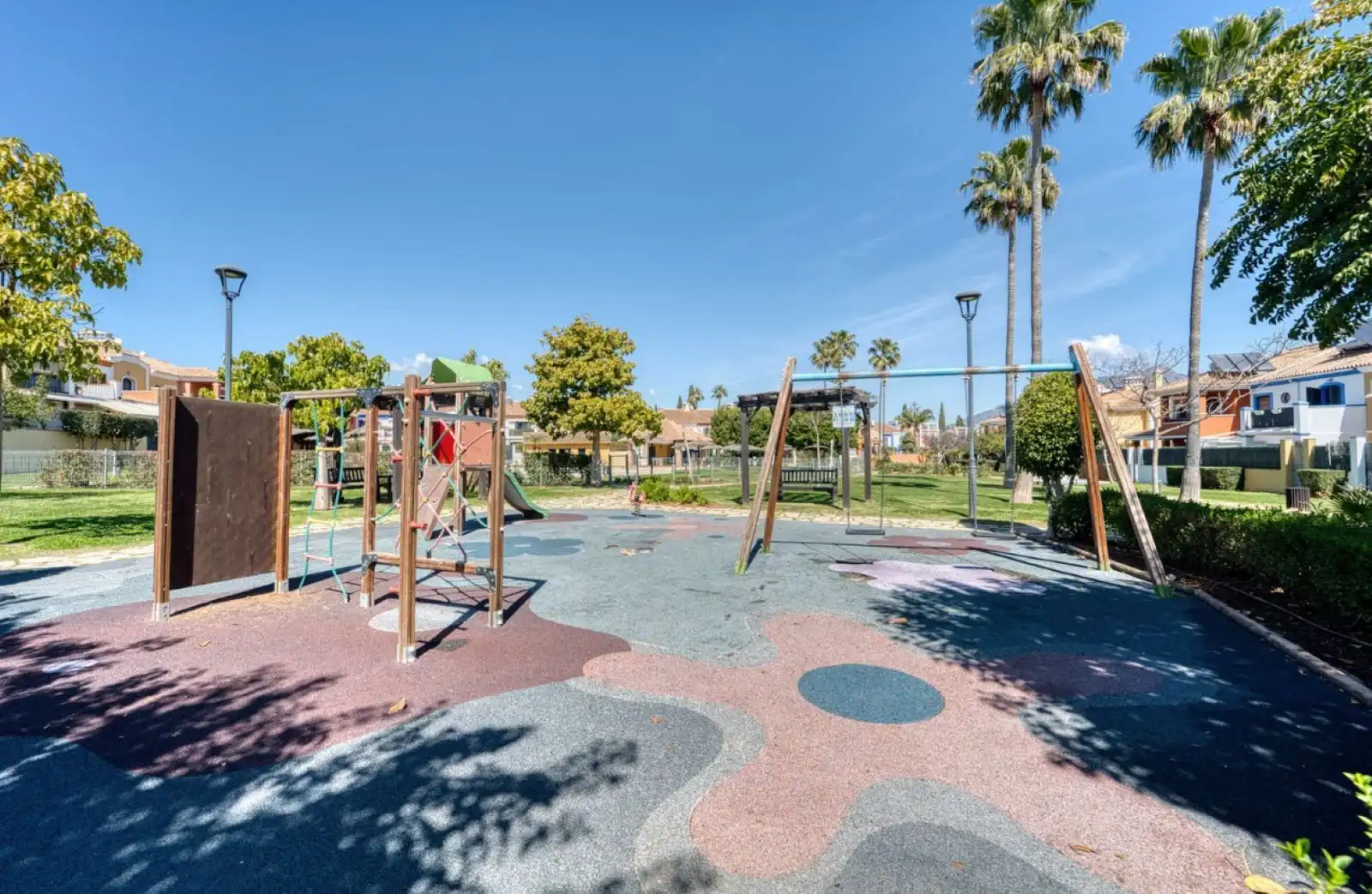 Chalet con piscina en venta en San Pedro de Alcántara, imagen 35