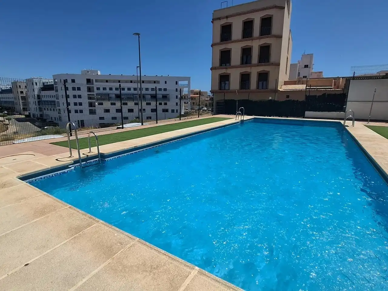 Adossat amb piscina en venda a Puerto de Garrucha