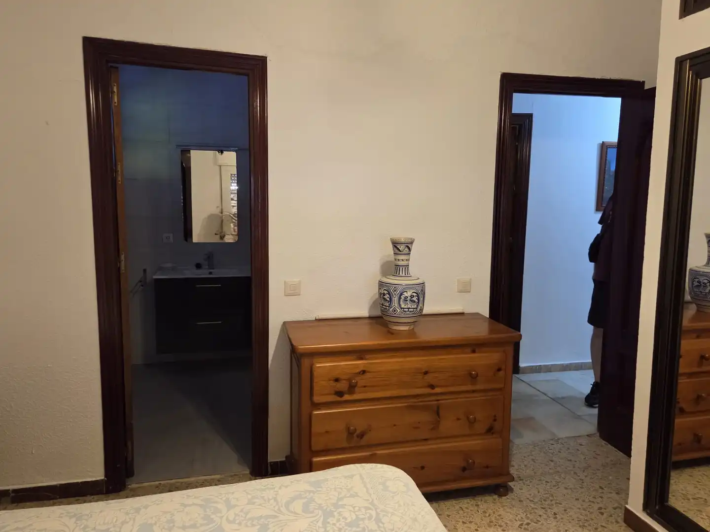 Bedroom of Houses for sale in Algeciras  with Swimming Pool and Furnished