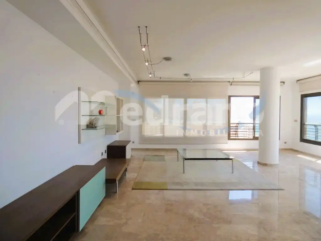 Ático con piscina en venta en Playa de Poniente, imagen 4