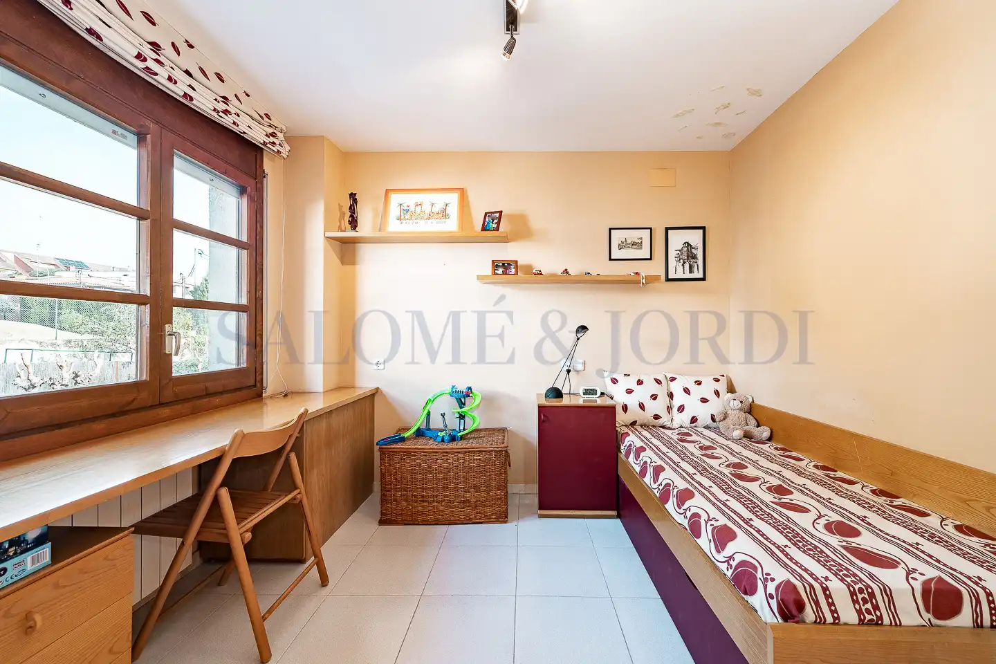 Schlafzimmer von Einfamilien-Reihenhaus zum Verkauf in Sant Andreu de Llavaneres mit Heizung, Privatgarten und Parkett