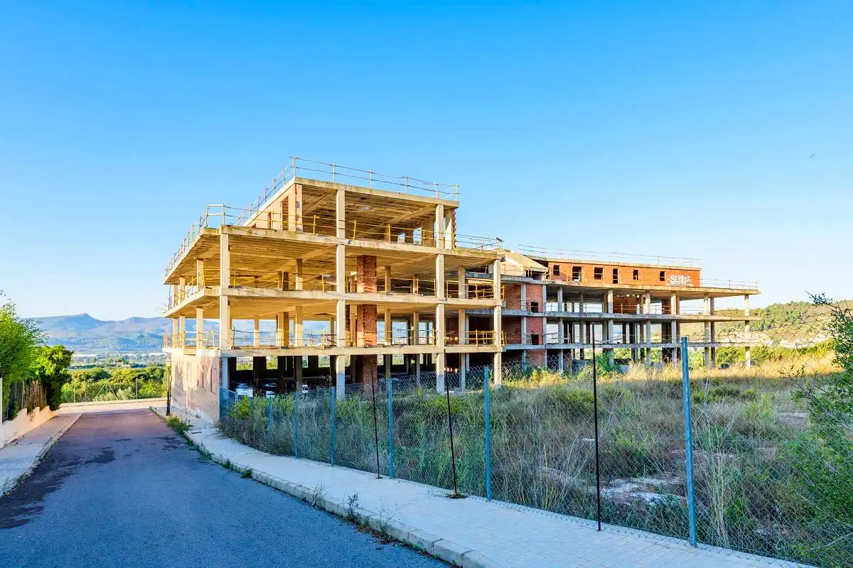 Exterior view of Buildings for sale in Castellnovo