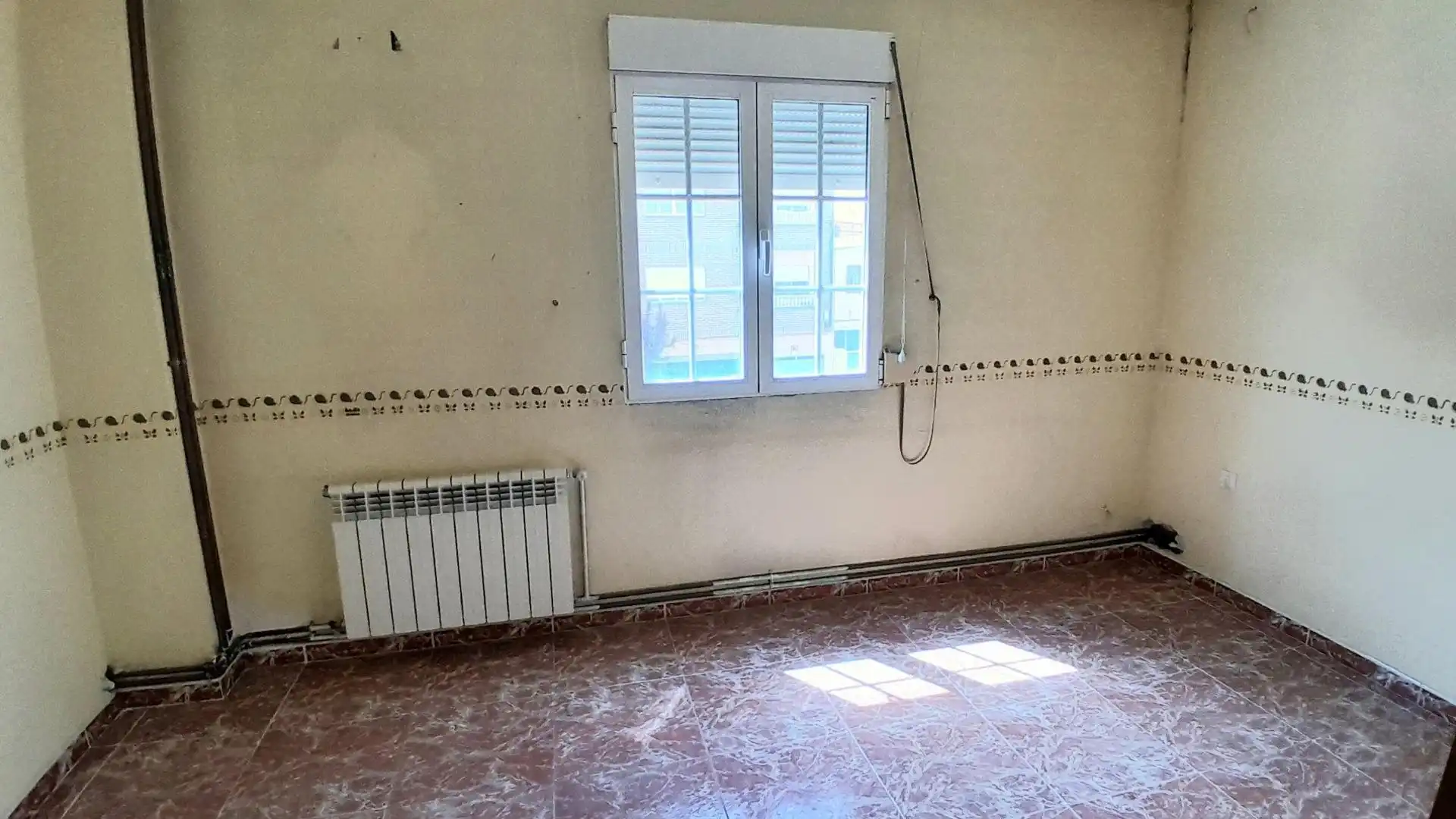 Wohnung zum Verkauf in Yecla mit Heizung und Abstellraum