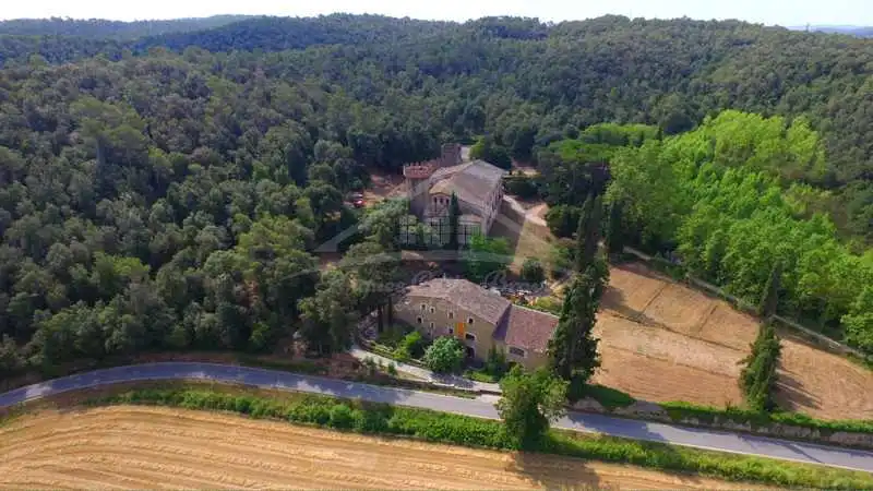 Country homes for sale in Flaçà  with Air Conditioner, Heating and Private garden