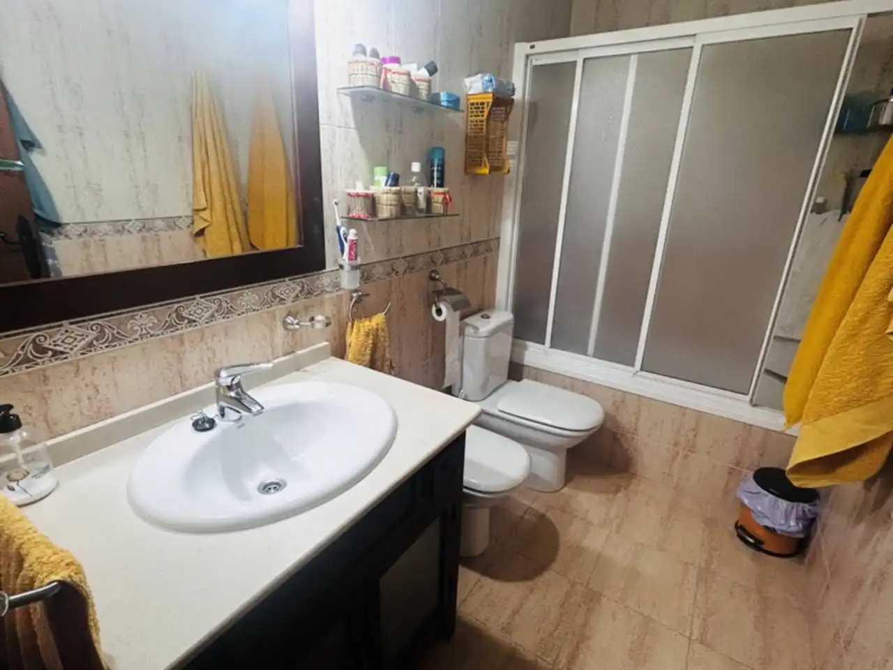 Baño de Casa adosada en venta en Almuñécar con Aire acondicionado, Terraza y Piscina comunitaria