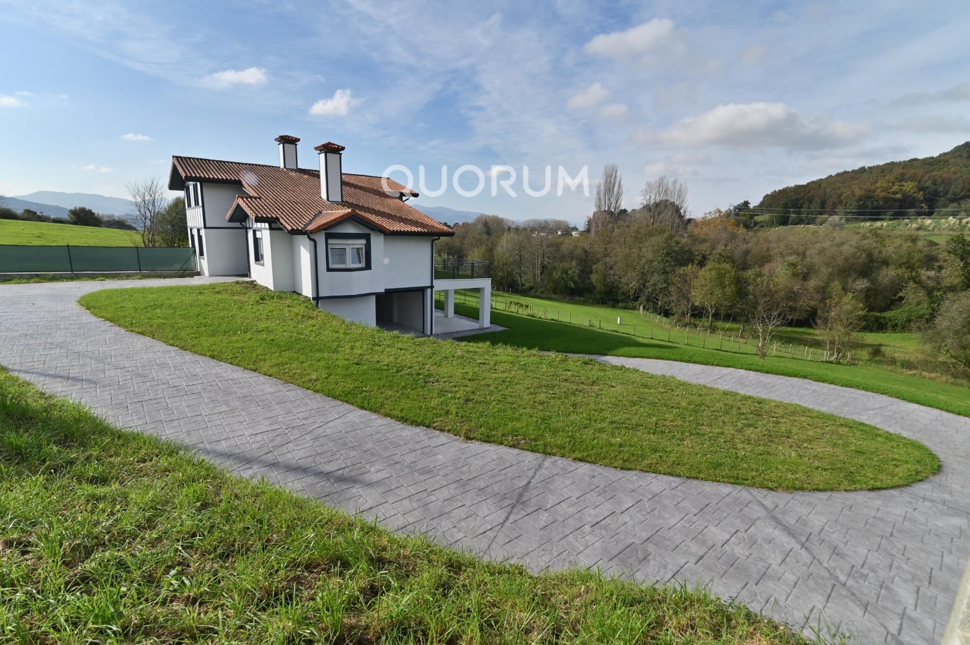 Single-family semi-detached for sale in Loiu  with Heating, Private garden and Terrace