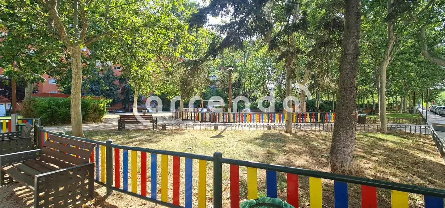 Pis de lloguer a Calle Porto Alegre, 4, Parque Lisboa - La Paz
