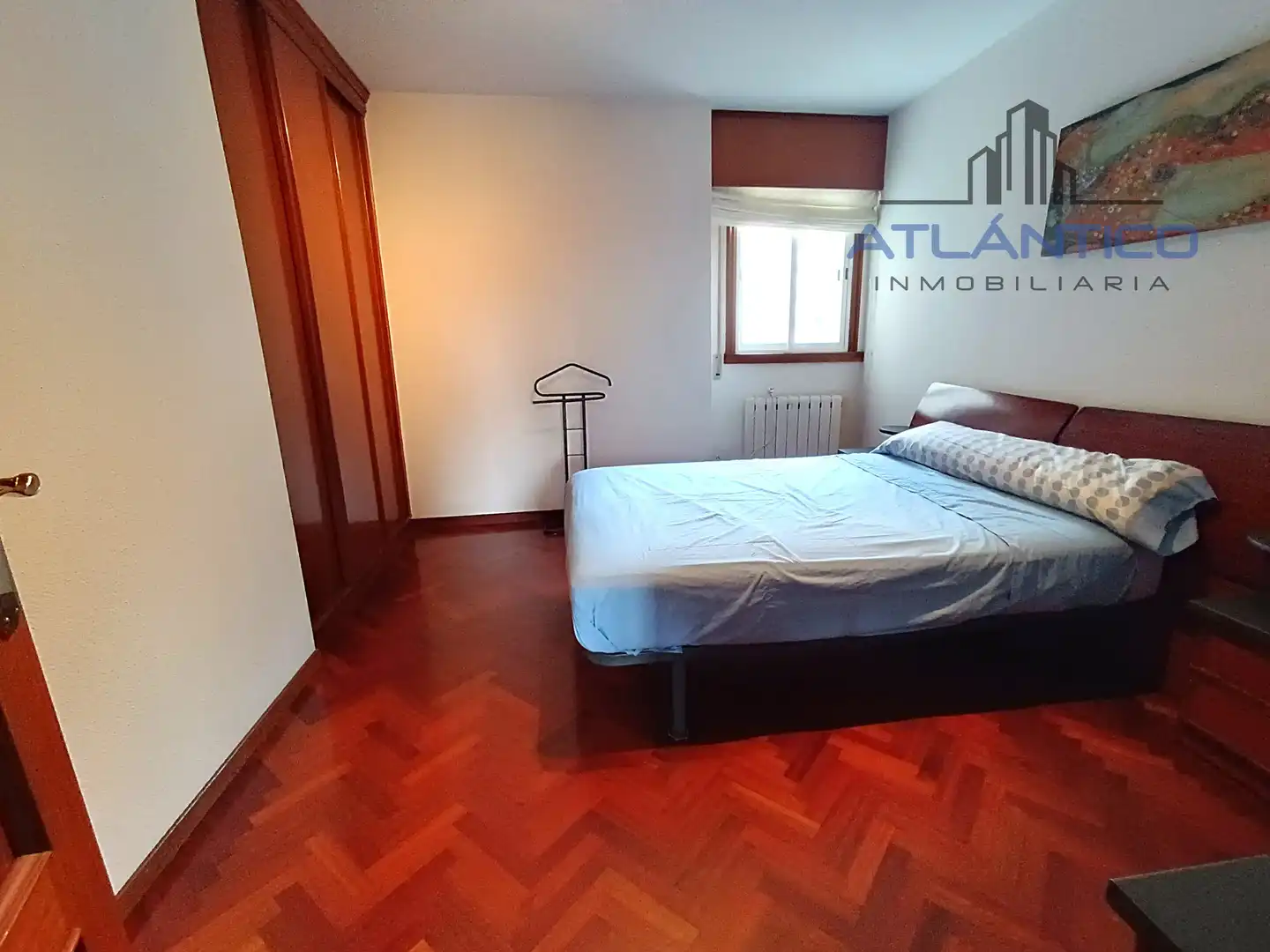 Habitación de Apartamento en venta en A Coruña Capital  con Calefacción, Trastero y Amueblado