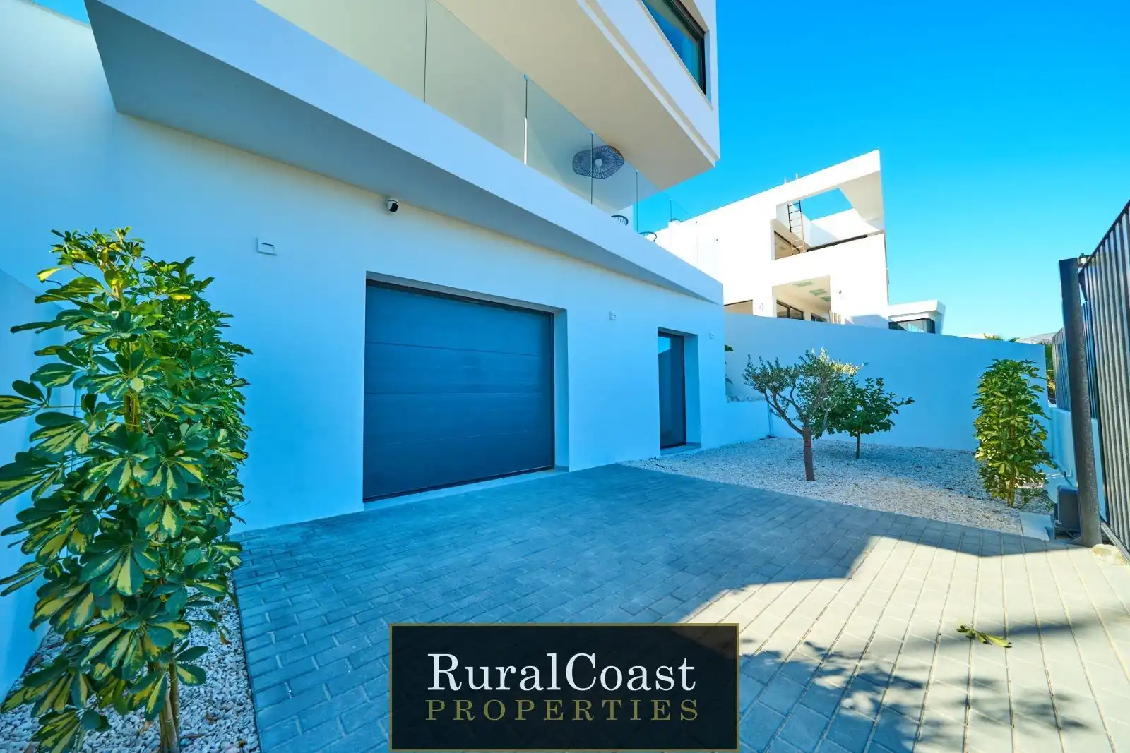 Vista exterior de Casa o chalet en venta en Polop con Aire acondicionado, Calefacción y Jardín privado