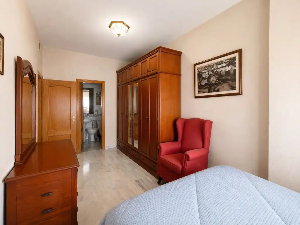 Dormitori de Casa o xalet en venda en Córdoba