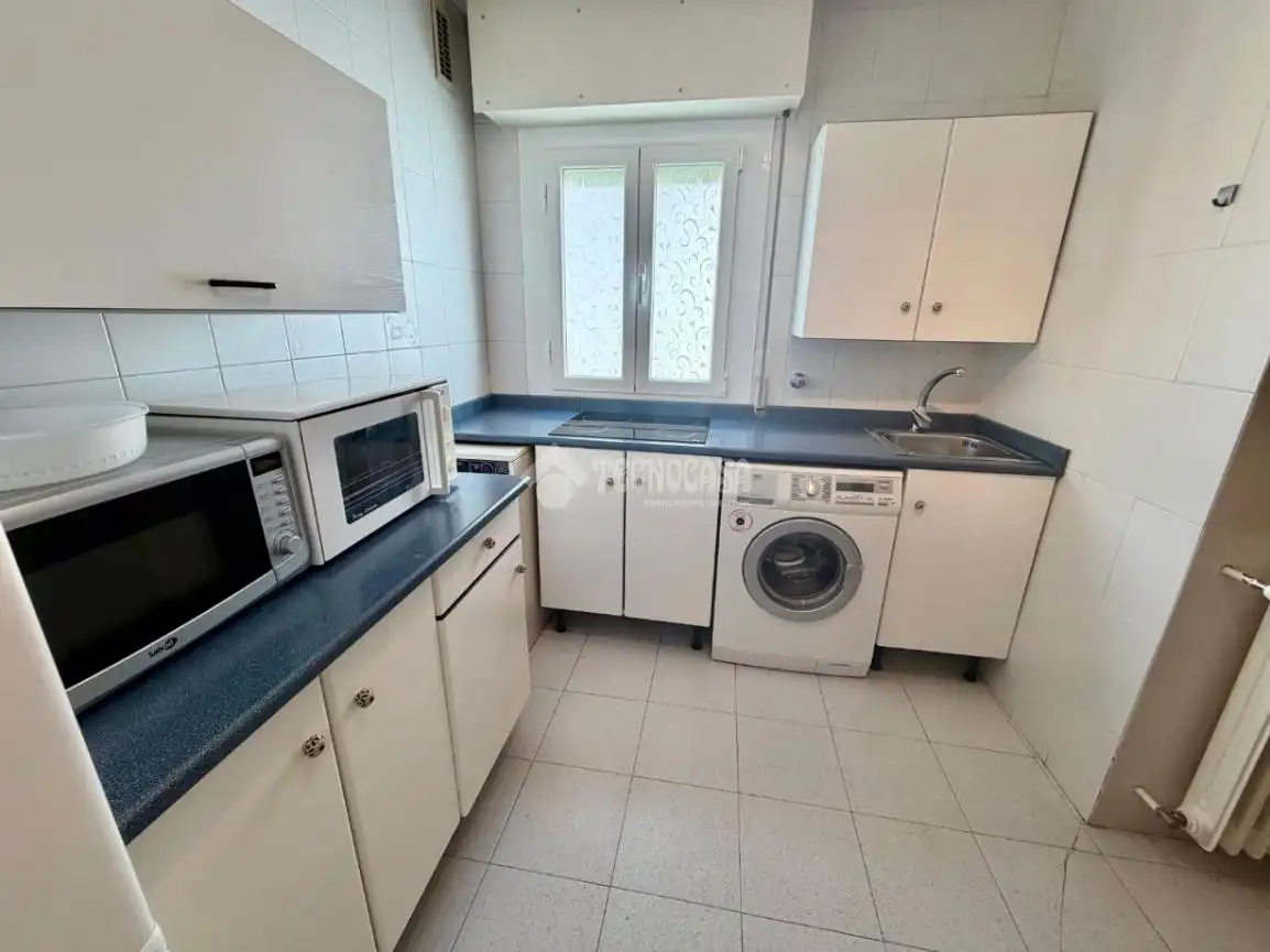 Cocina de Piso de alquiler en León Capital  con Aire acondicionado y Calefacción