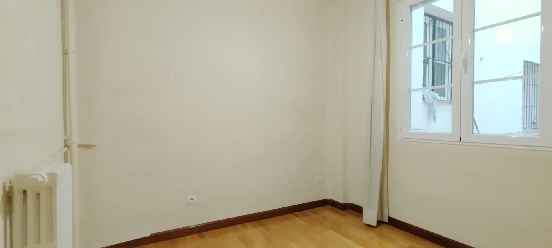 Flat for rent in Plaza ESPAÑA, Caño Argales
