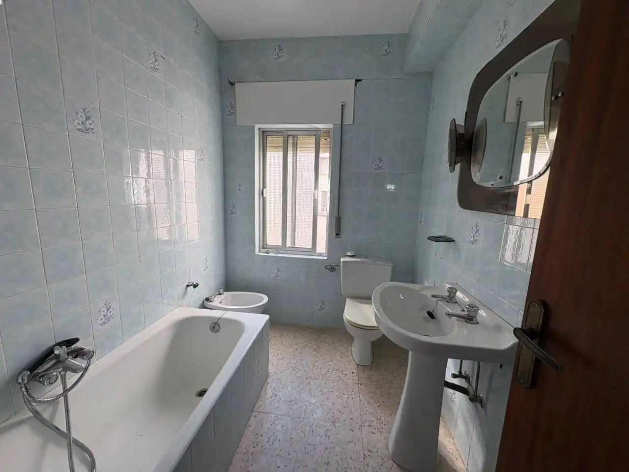 Flat with terrace for sale in Calle Cristóbal Colón, imagen 16