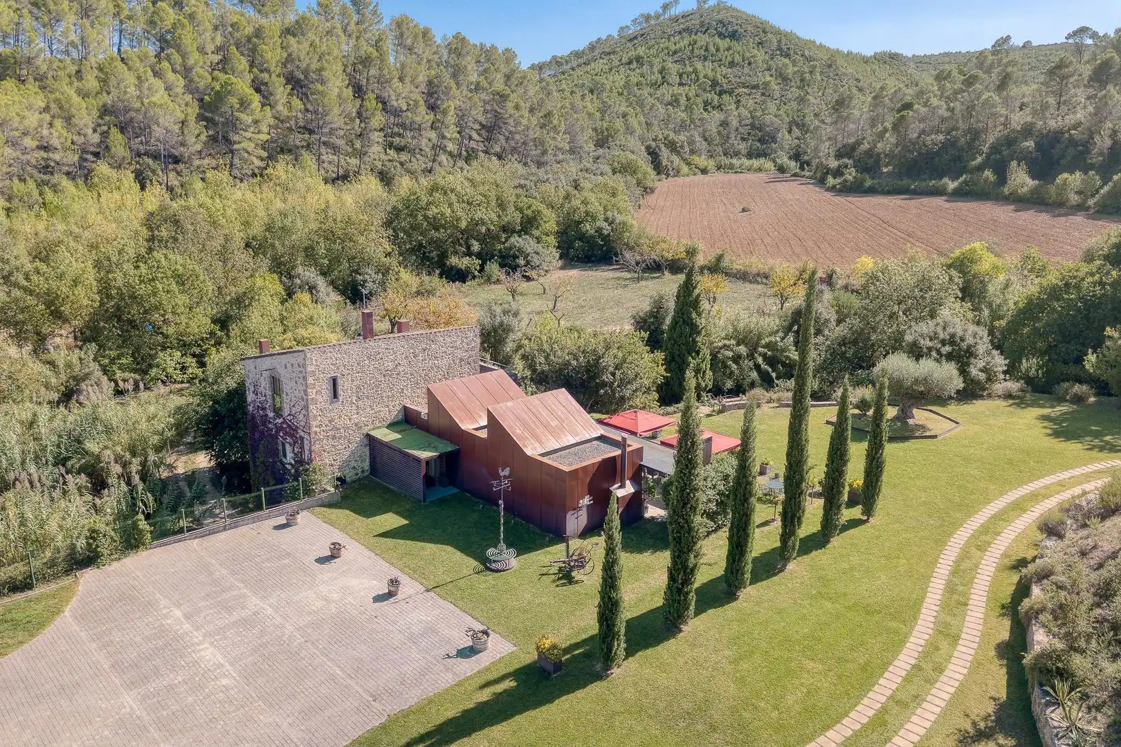 Jardín de Finca rústica en venta en Boadella i les Escaules con Calefacción, Jardín privado y Terraza