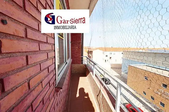 Außenansicht von Wohnung zum Verkauf in Cobeja mit Heizung und Terrasse