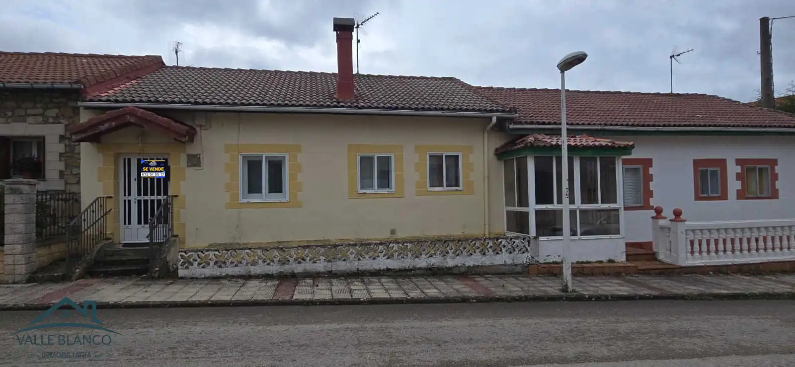 Vista exterior de Casa o chalet en venta en Arija