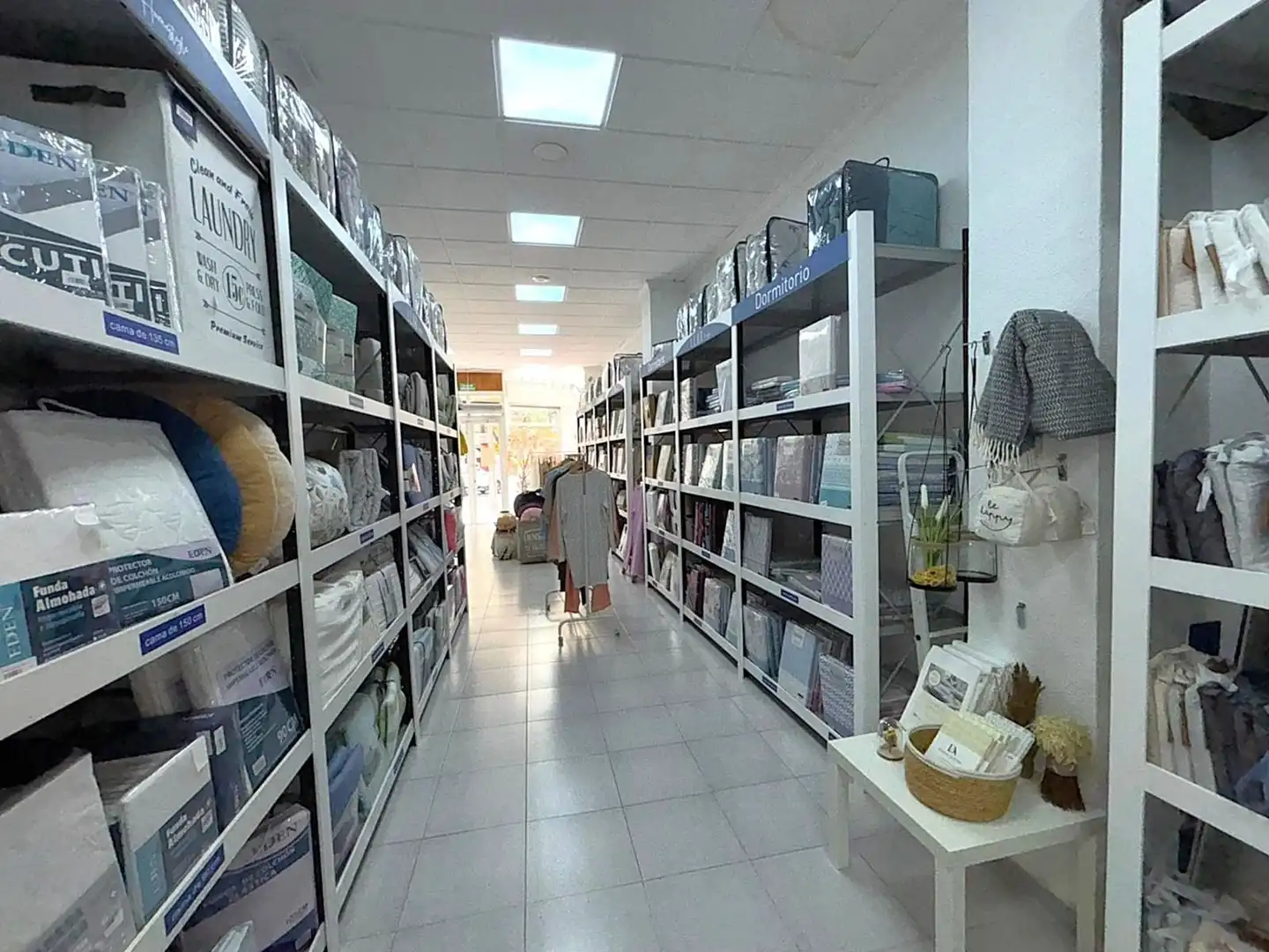 Local de alquiler en Murcia con Aire acondicionado