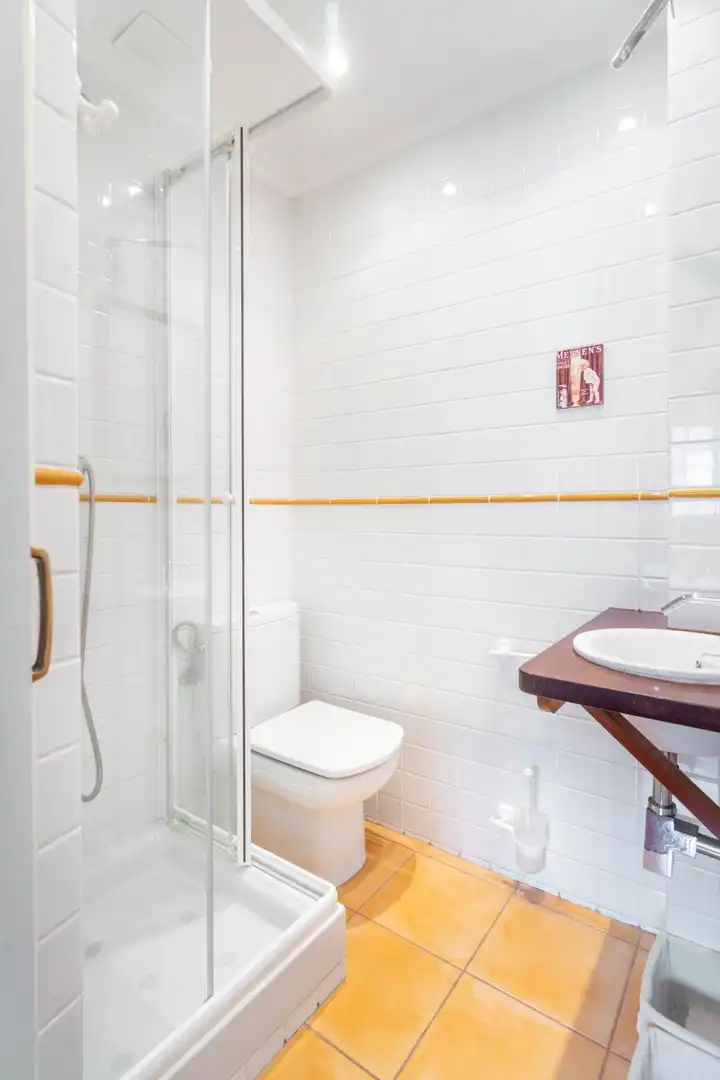 Baño de Piso en venta en Tapia de Casariego con Calefacción y Amueblado
