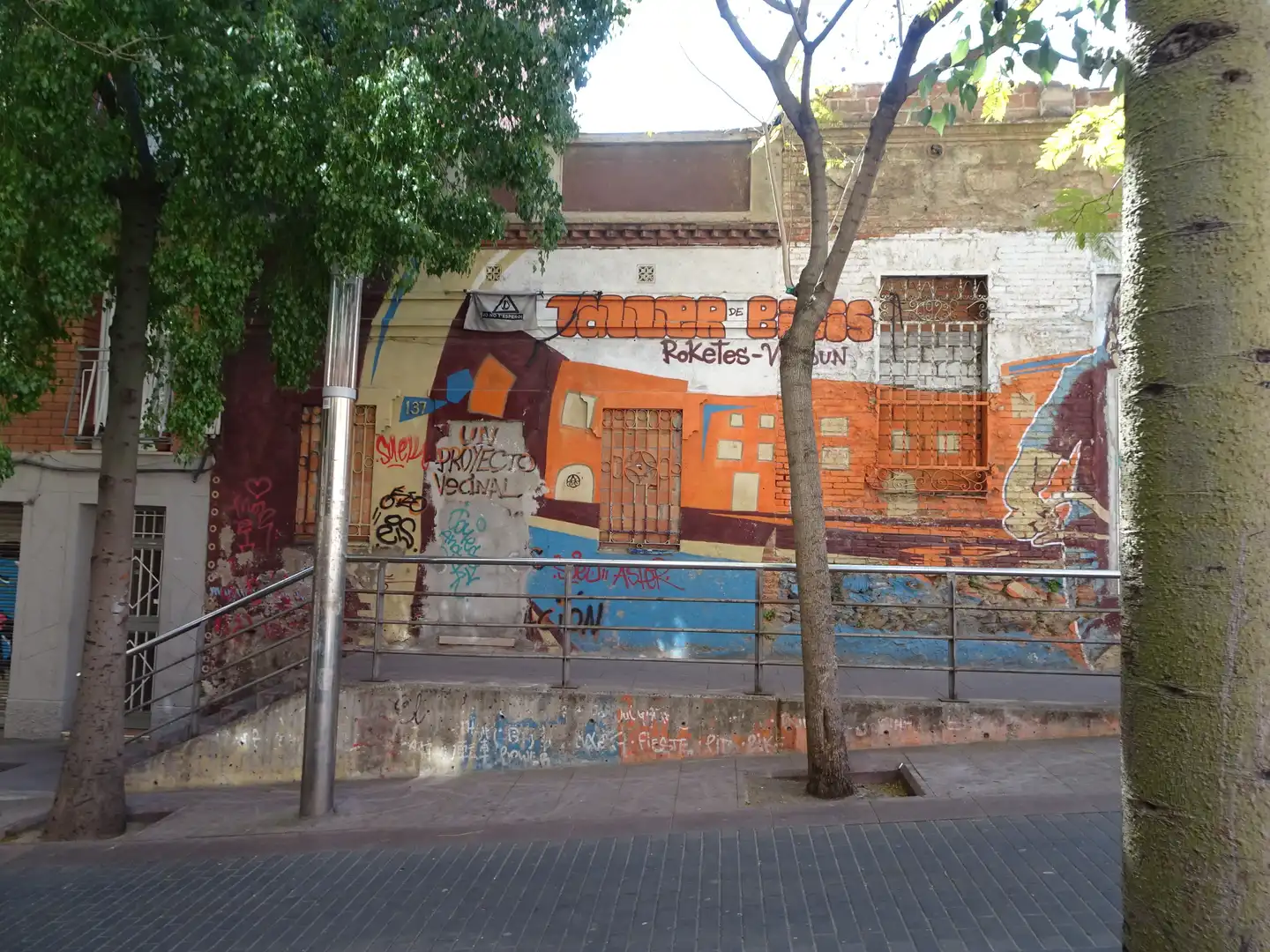 Vista exterior de Residencial en venta en Barcelona