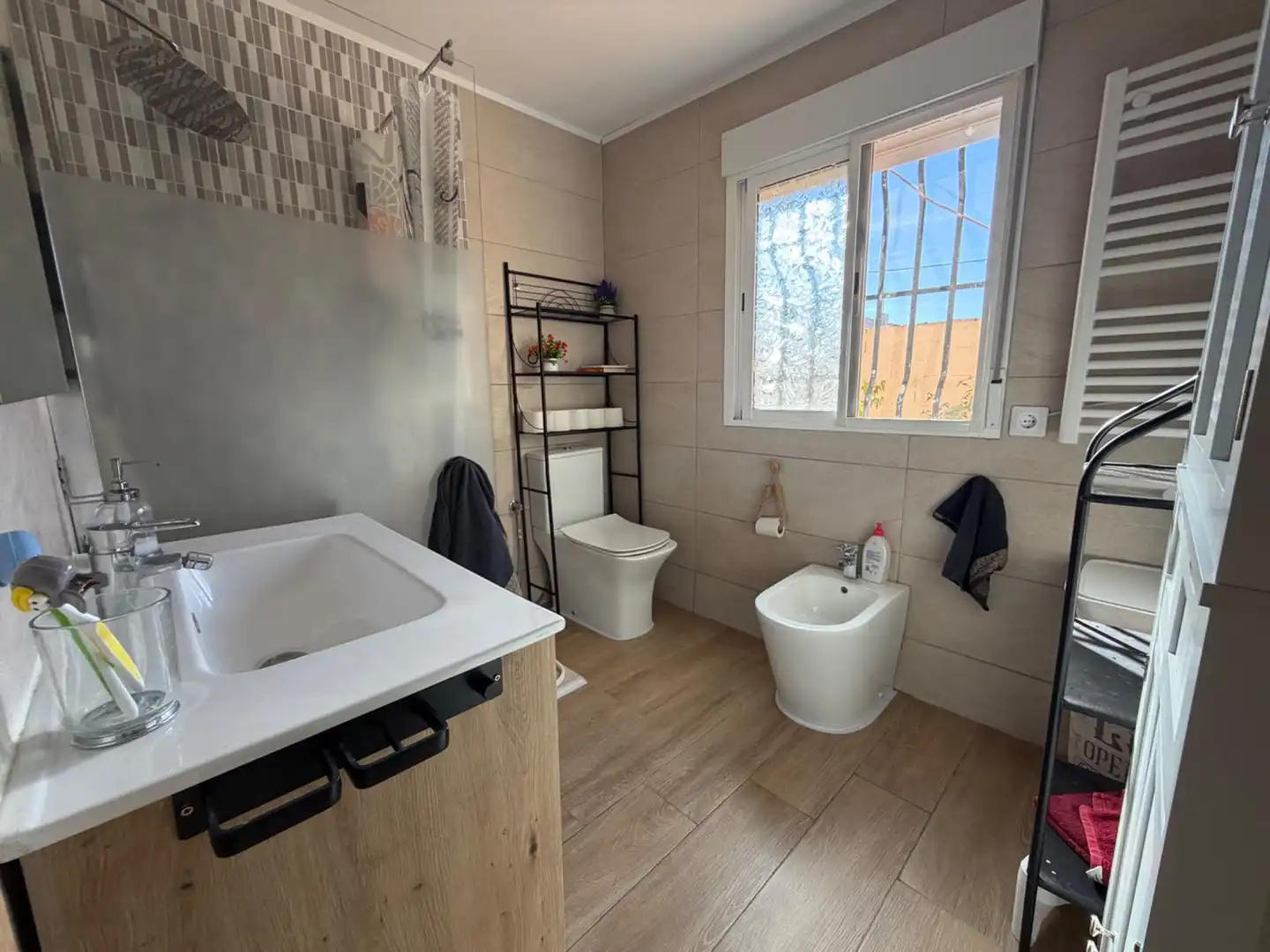 Baño de Casa o chalet en venta en Llíria con Aire acondicionado, Calefacción y Jardín privado