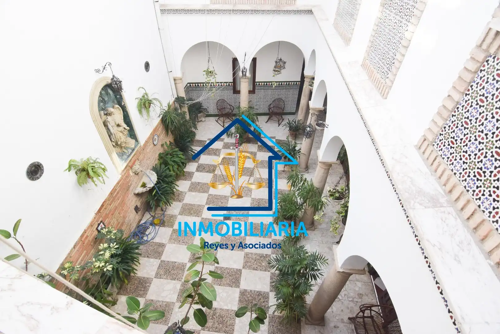 Jardí de Casa o xalet en venda en Córdoba amb Aire condicionat