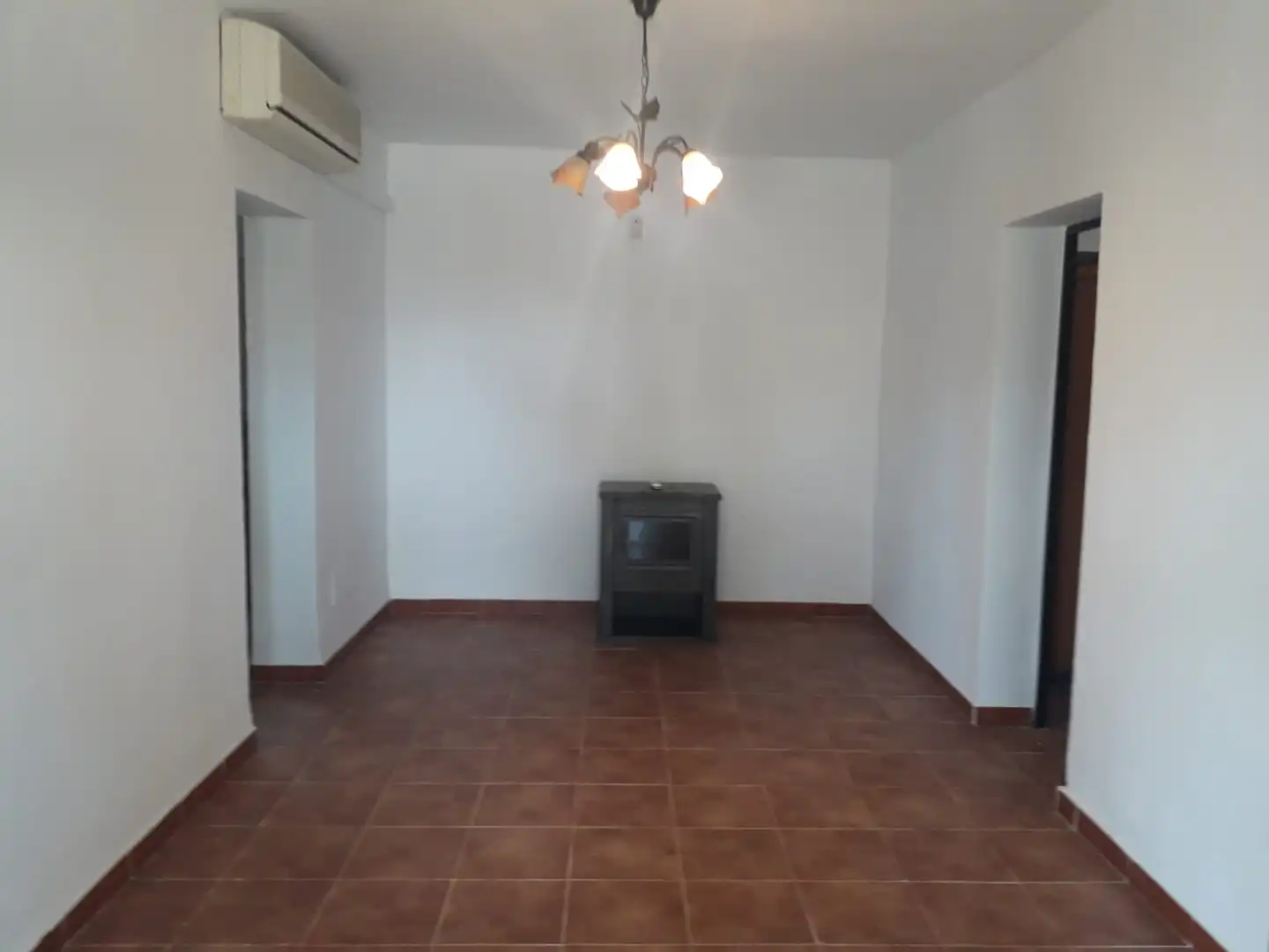 Sala d'estar de Finca rústica en venda en Cártama amb Aire condicionat, Jardí privat i Traster