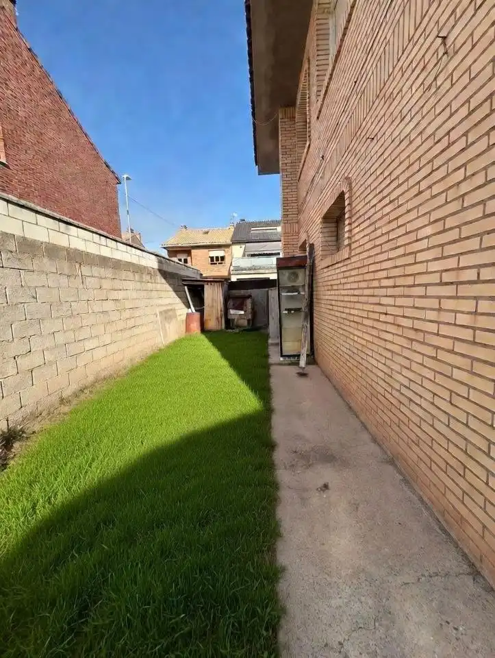 Jardín de Casa o chalet en venta en Castejón (Navarra) con Jardín privado, Trastero y Balcón