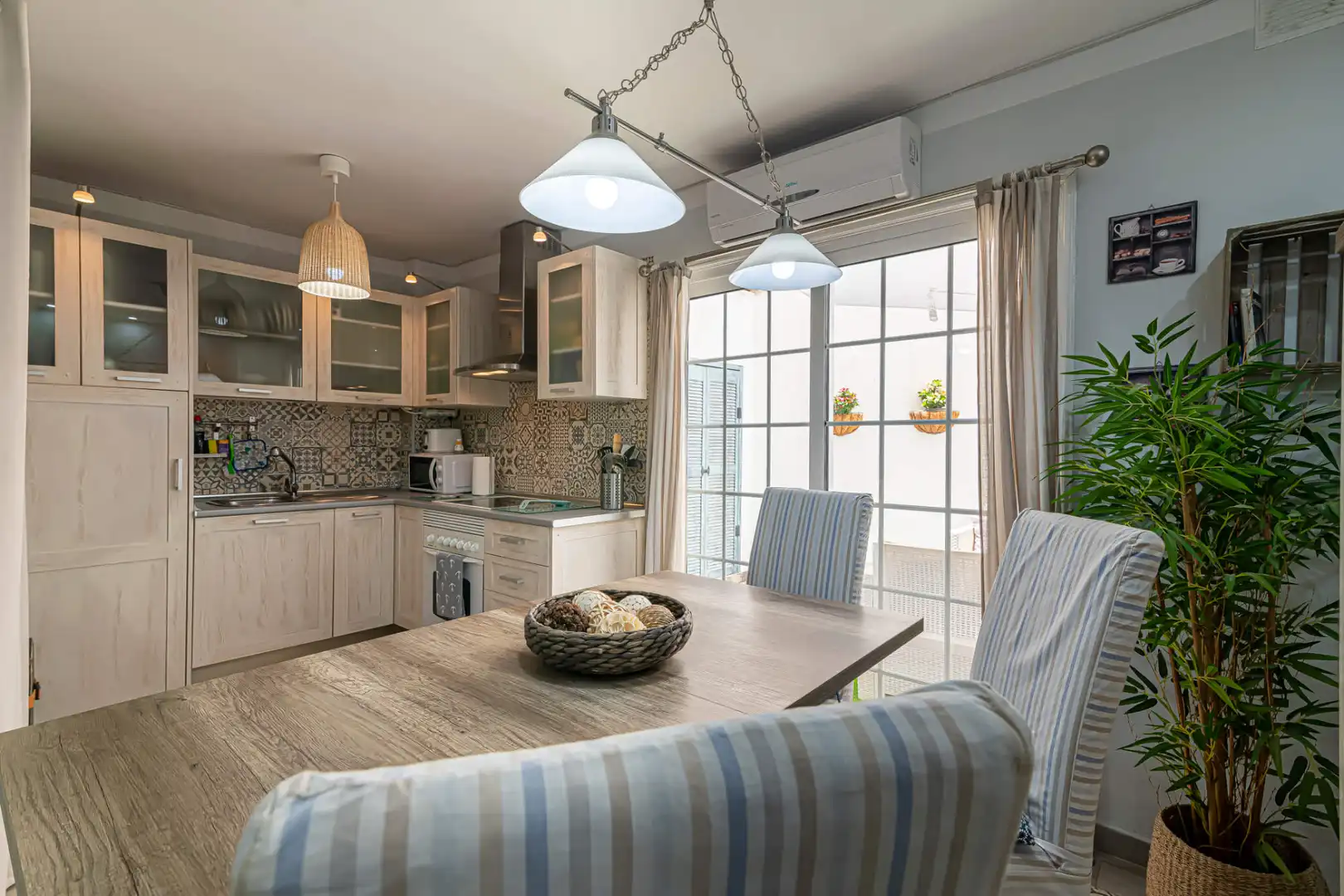 Study for rent in Calle Federico Garcia Lorca, 7, Armeñime - Las Moraditas - Las Cancelas
