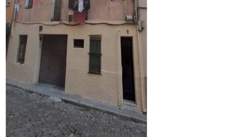 GRAN OPORTUNITAT EDIFICI EN VENDA A MANRESA