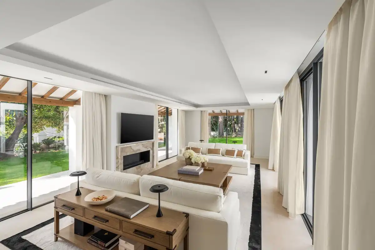 Chalet con piscina en venta en Nueva Andalucía, imagen 5