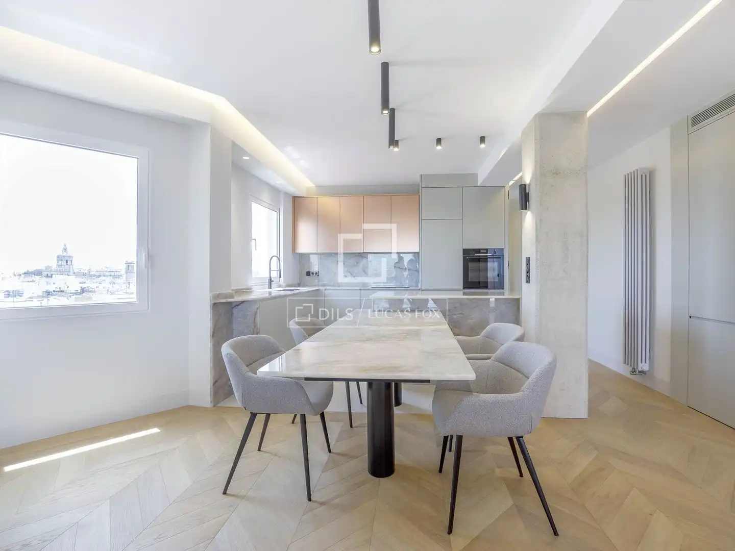 Kitchen of Attic for rent in Valencia  with Air Conditioner, Heating and Parquet flooring