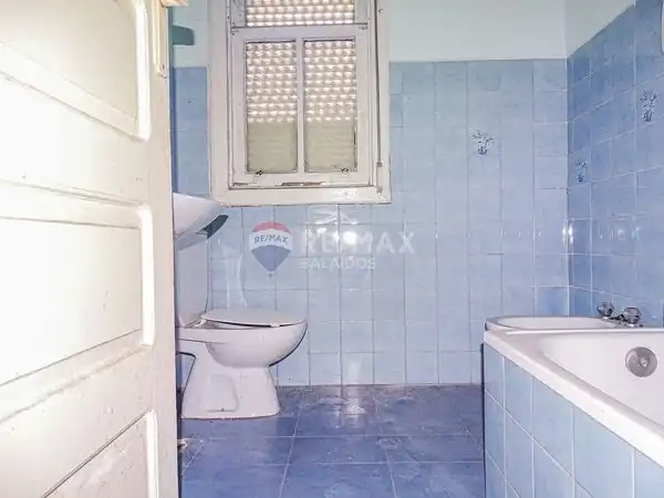 Bathroom of Houses for sale in Vigo   with Private garden, Terrace and Storage room