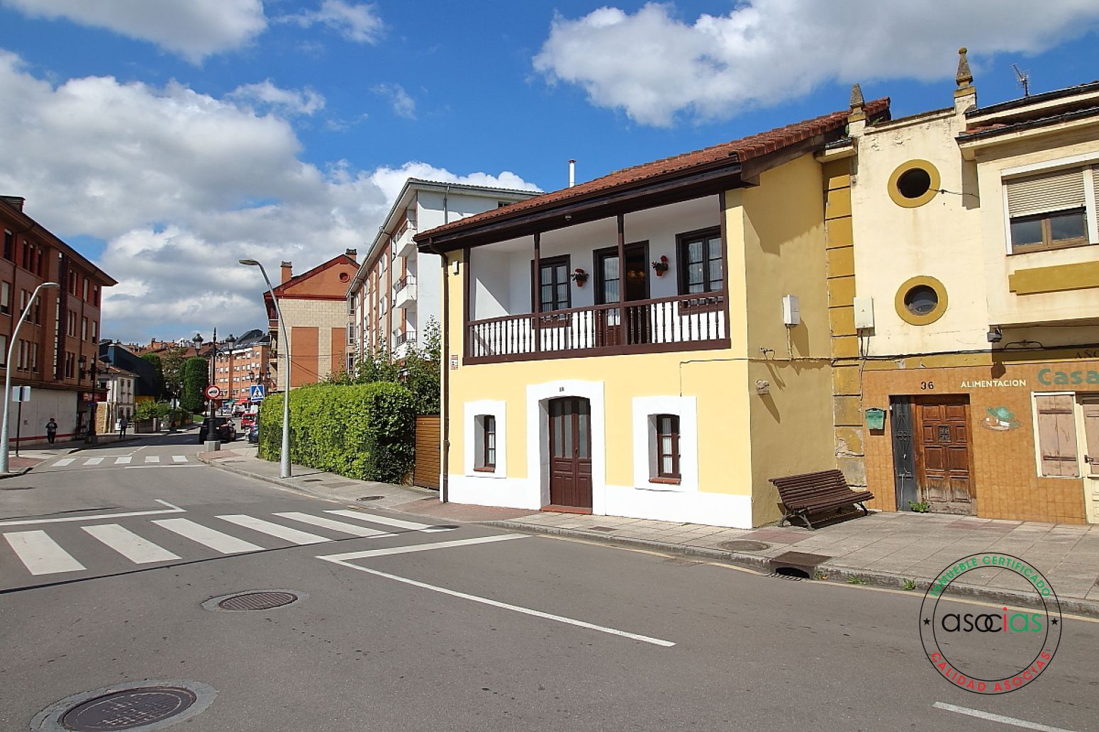 Vista exterior de Casa o xalet en venda en Siero amb Calefacció, Parquet i Terrassa