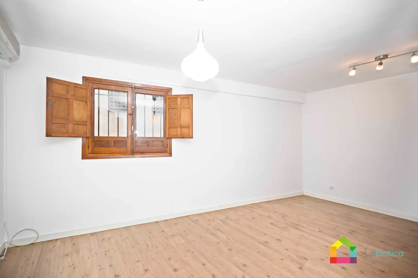 Piso en venta en Toledo con Aire acondicionado, Calefacción y Trastero