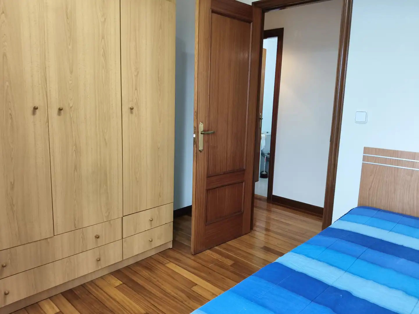 Schlafzimmer von Wohnung zur Miete in Camargo mit Parkett, Terrasse und Abstellraum