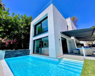 Swimming pool of House or chalet for sale in Almuñécar  with Air Conditioner, Heating and Private garden