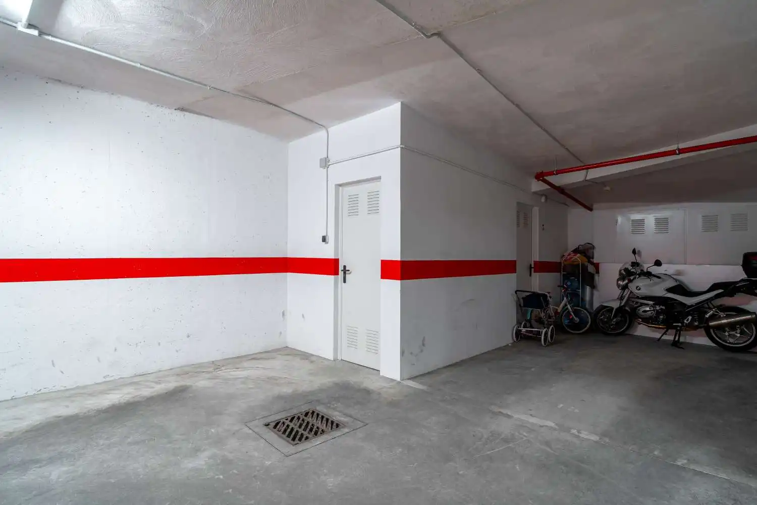 Parkplatz von Wohnungen zum Verkauf in Vélez-Málaga mit Klimaanlage
