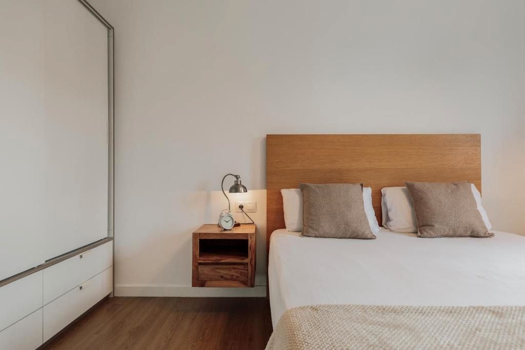 Dormitori de Estudi de lloguer en Badalona amb Moblat i Es permeten mascotes