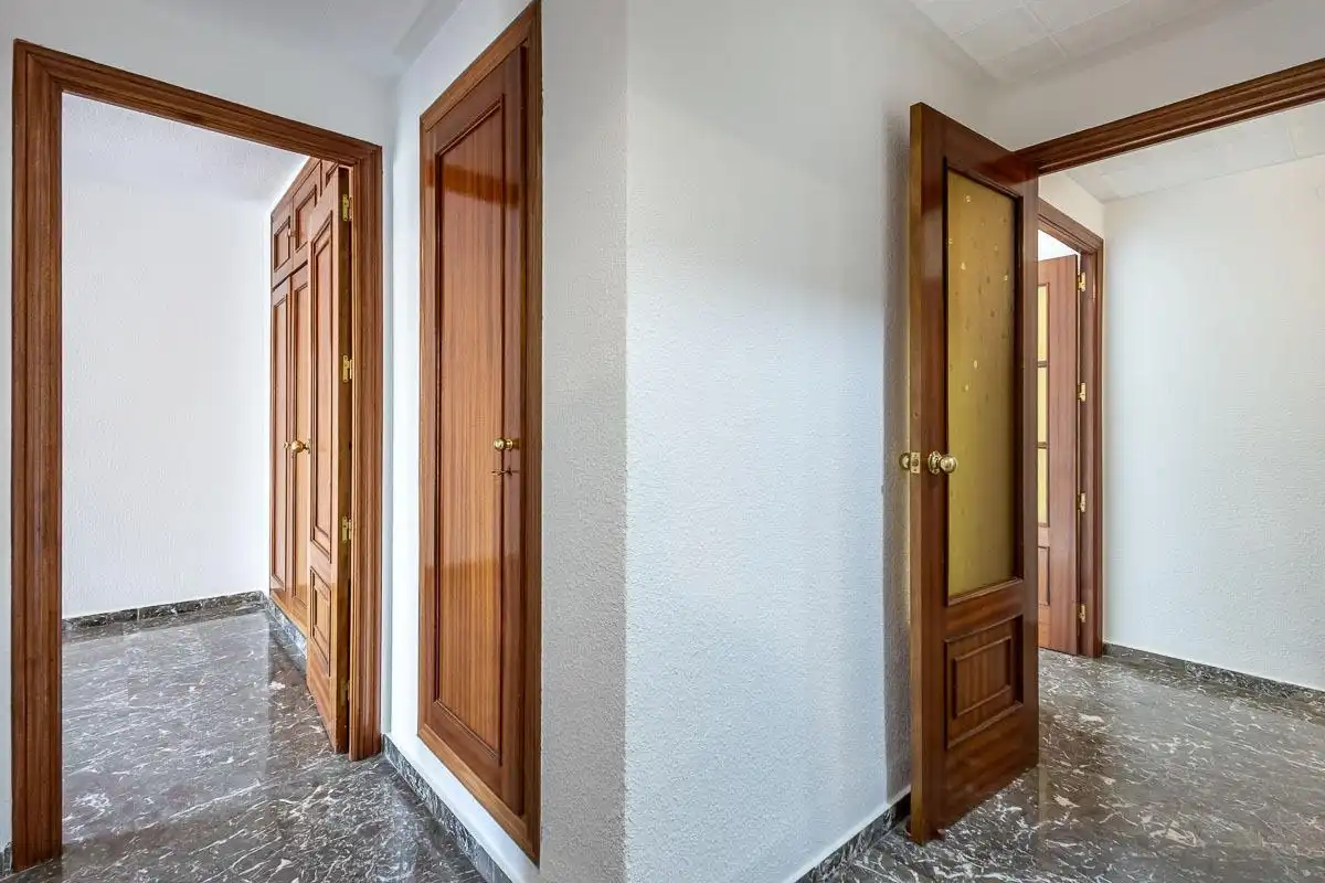 Flat for rent in Granada  with Balcony and Community pool
