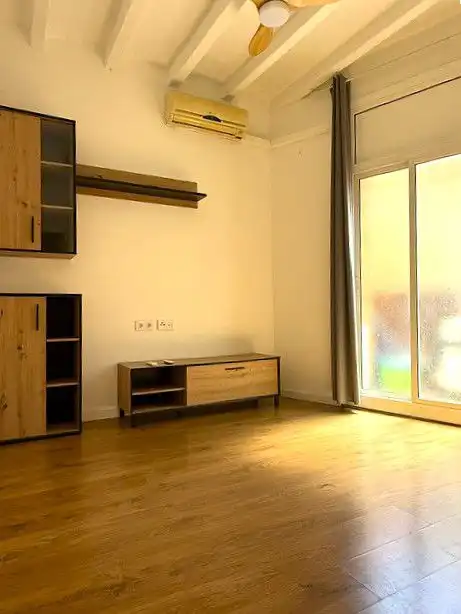 Dormitori de Pis en venda en Sant Boi de Llobregat amb Aire condicionat, Calefacció i Parquet