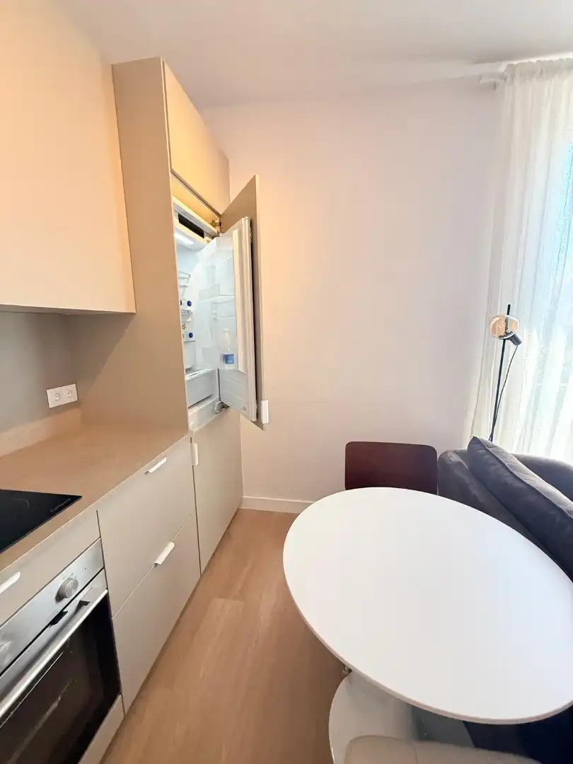 Cocina de Dúplex de alquiler en Málaga con Aire acondicionado, Parquet y Amueblado
