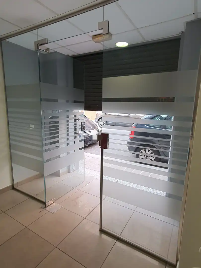 Local comercial en venda a Sur, imagen 6