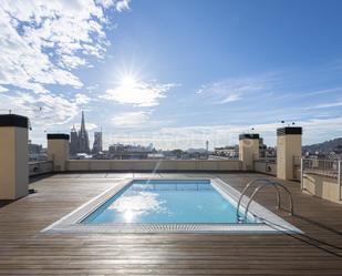 Piscina de Apartament de lloguer en  Barcelona Capital amb Aire condicionat, Parquet i Piscina